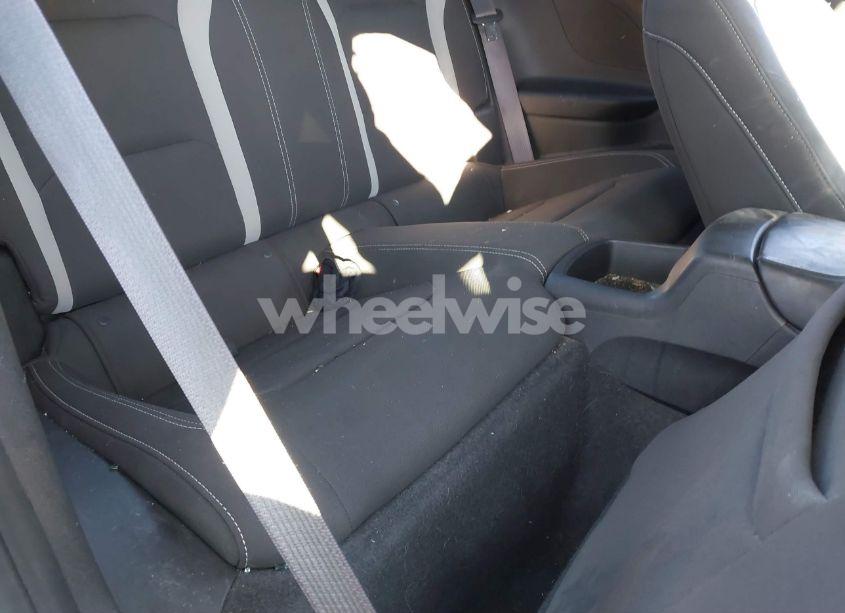 Photo 8 of 2017 Chevrolet Camaro 1LT (VIN 1G1FB1RS5H0198772)