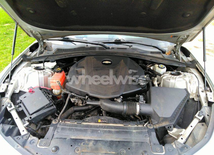 Photo 10 of 2018 Chevrolet Camaro 1LT (VIN 1G1FB1RS5J0146418)