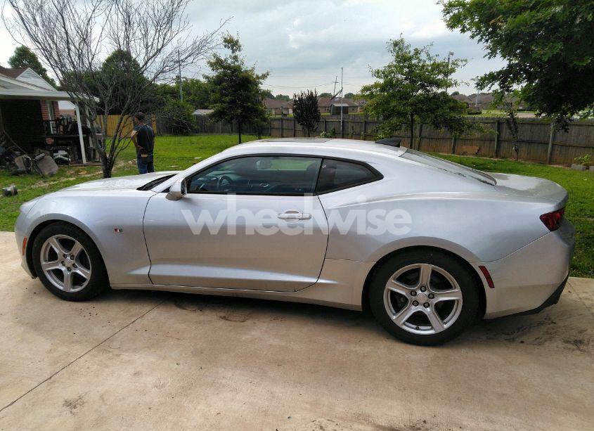 Photo 14 of 2018 Chevrolet Camaro 1LT (VIN 1G1FB1RS5J0146418)