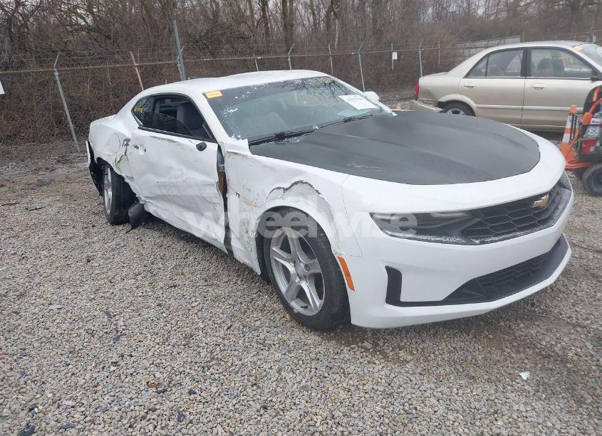 2019 Chevrolet Camaro 1LT (VIN 1G1FB1RS5K0107667) main photo