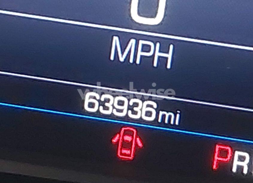 Photo 15 of 2019 Chevrolet Camaro 1LT (VIN 1G1FB1RS5K0107667)