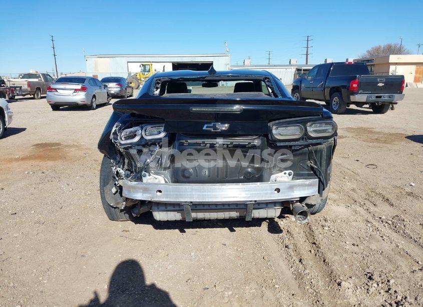 Photo 17 of 2019 Chevrolet Camaro 1LT (VIN 1G1FB1RS5K0124128)