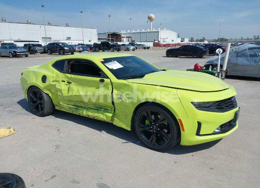2020 Chevrolet Camaro RWD 1LT (VIN 1G1FB1RS5L0108576) main photo