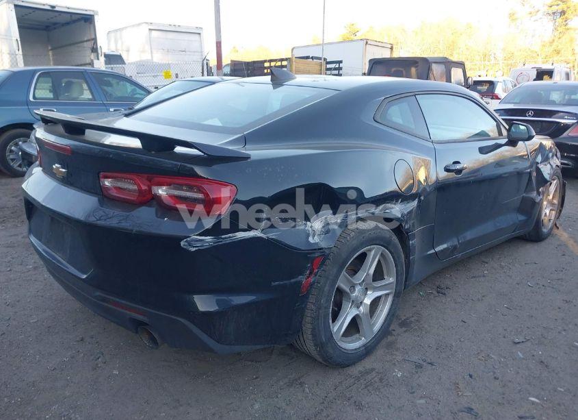 Photo 4 of 2020 Chevrolet Camaro RWD 1LT (VIN 1G1FB1RS5L0119268)