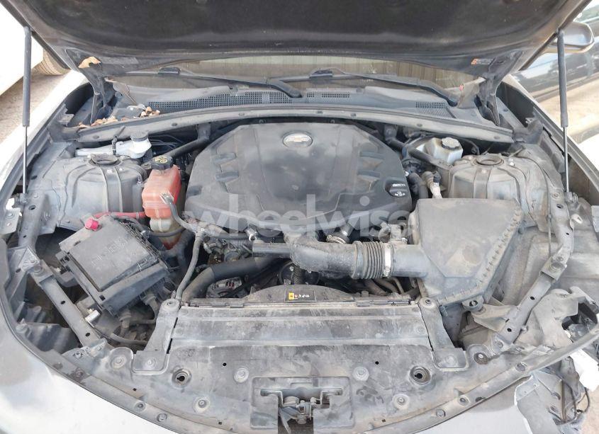 Photo 10 of 2016 Chevrolet Camaro 1LT (VIN 1G1FB1RS6G0151149)