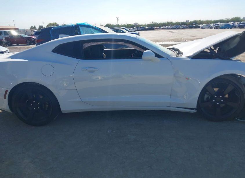 Photo 13 of 2017 Chevrolet Camaro 1LT (VIN 1G1FB1RS6H0153355)