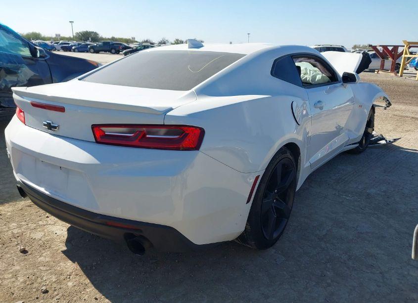 Photo 4 of 2017 Chevrolet Camaro 1LT (VIN 1G1FB1RS6H0153355)