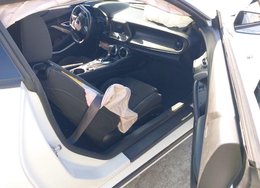 Photo 5 of 2017 Chevrolet Camaro 1LT (VIN 1G1FB1RS6H0153355)