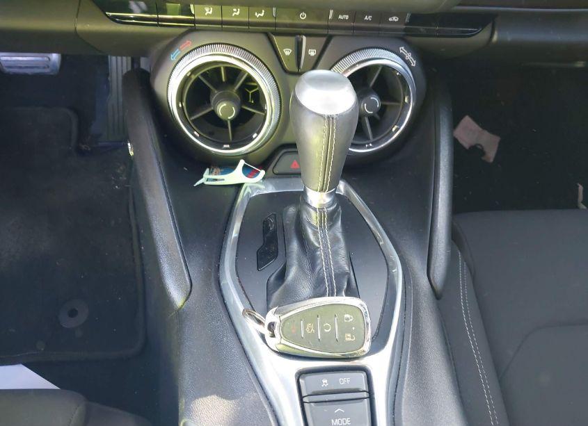 Photo 11 of 2017 Chevrolet Camaro 1LT (VIN 1G1FB1RS6H0167708)