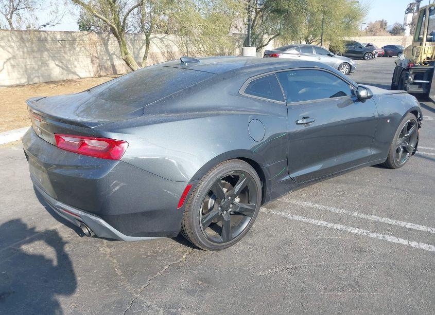 Photo 4 of 2017 Chevrolet Camaro 1LT (VIN 1G1FB1RS6H0167708)