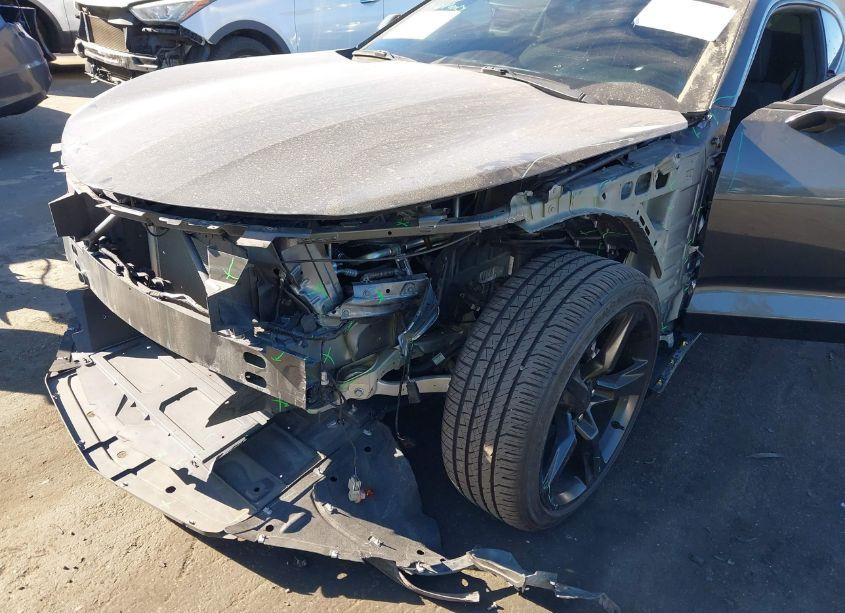 Photo 6 of 2017 Chevrolet Camaro 1LT (VIN 1G1FB1RS6H0167708)