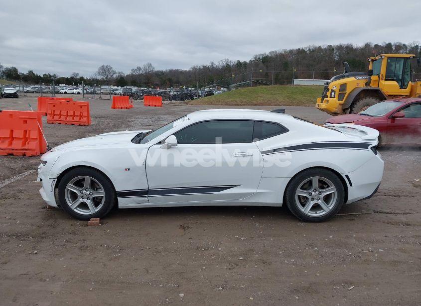 Photo 14 of 2017 Chevrolet Camaro 1LT (VIN 1G1FB1RS6H0169376)