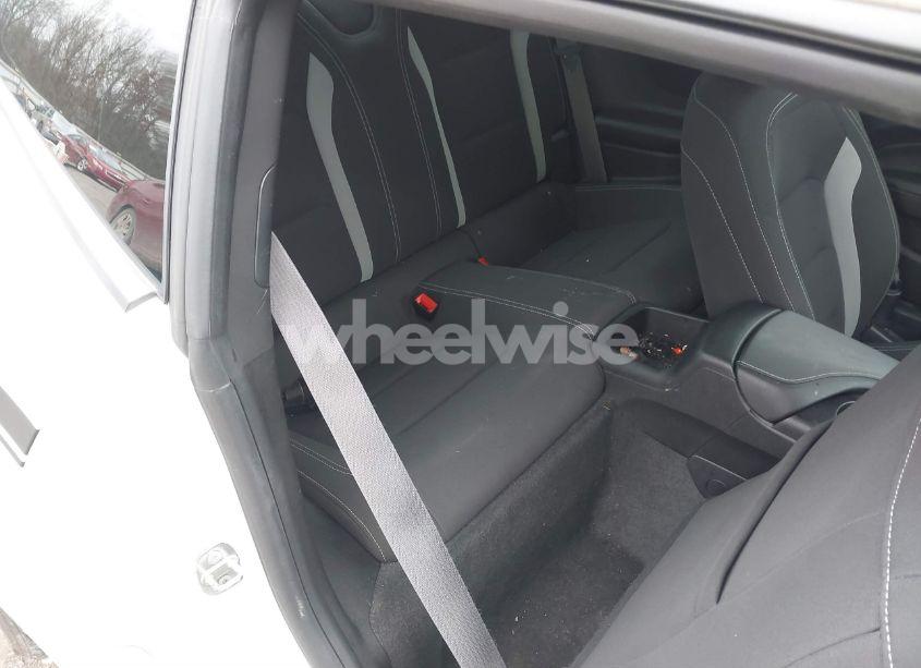 Photo 8 of 2017 Chevrolet Camaro 1LT (VIN 1G1FB1RS6H0169376)