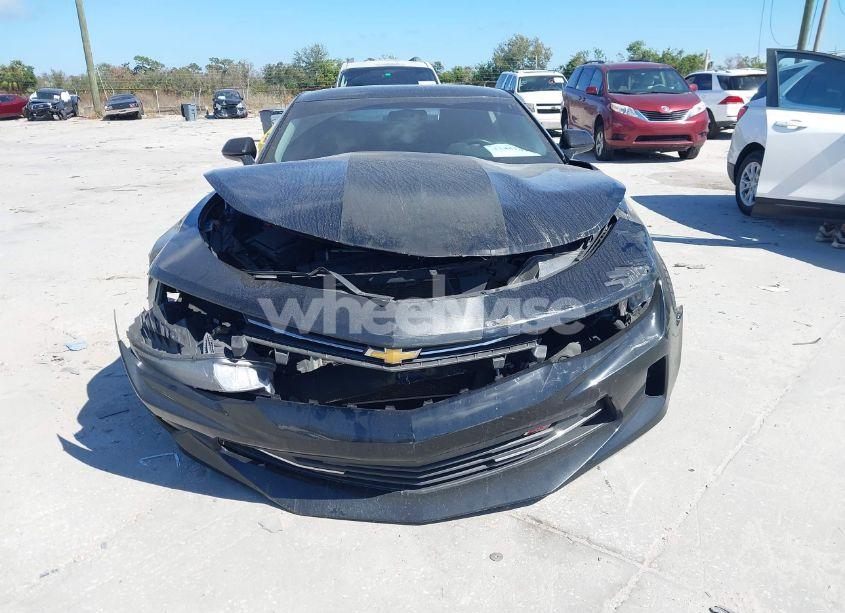 Photo 13 of 2018 Chevrolet Camaro 1LT (VIN 1G1FB1RS6J0125383)