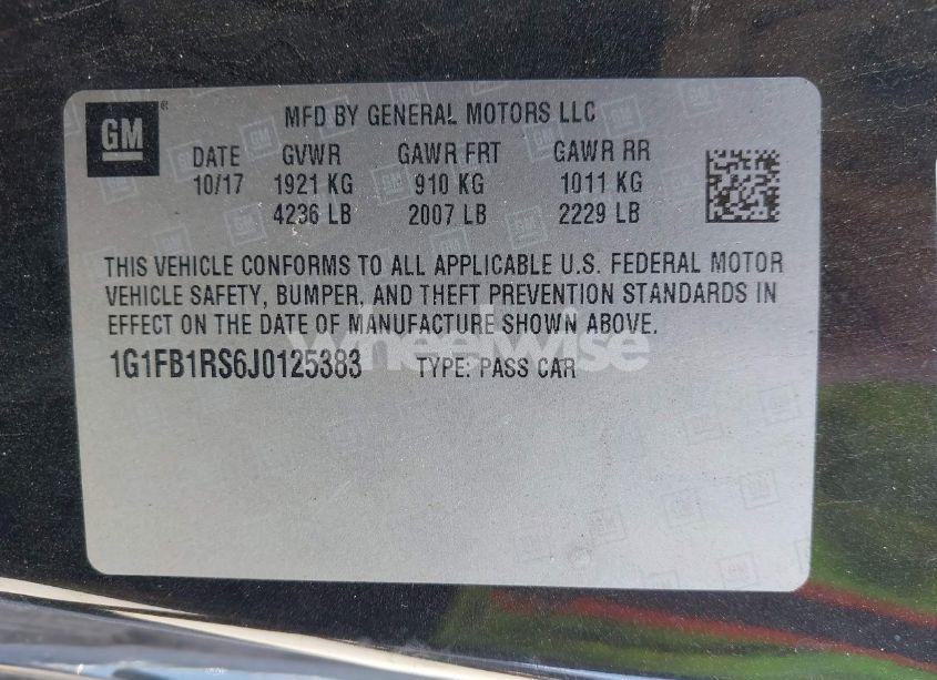 Photo 9 of 2018 Chevrolet Camaro 1LT (VIN 1G1FB1RS6J0125383)