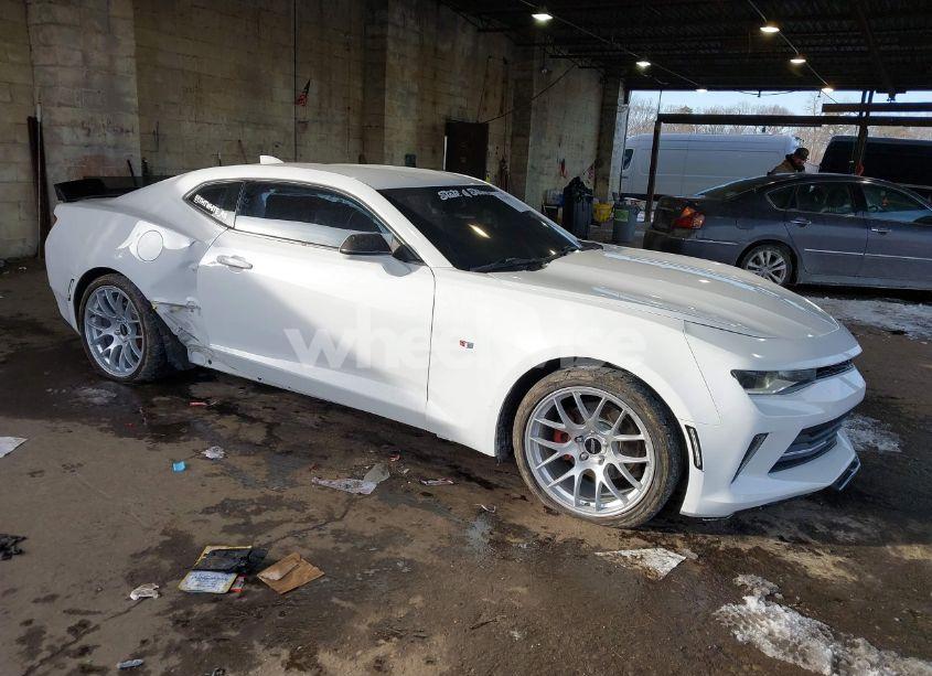 2018 Chevrolet Camaro 1LT (VIN 1G1FB1RS6J0136139) main photo