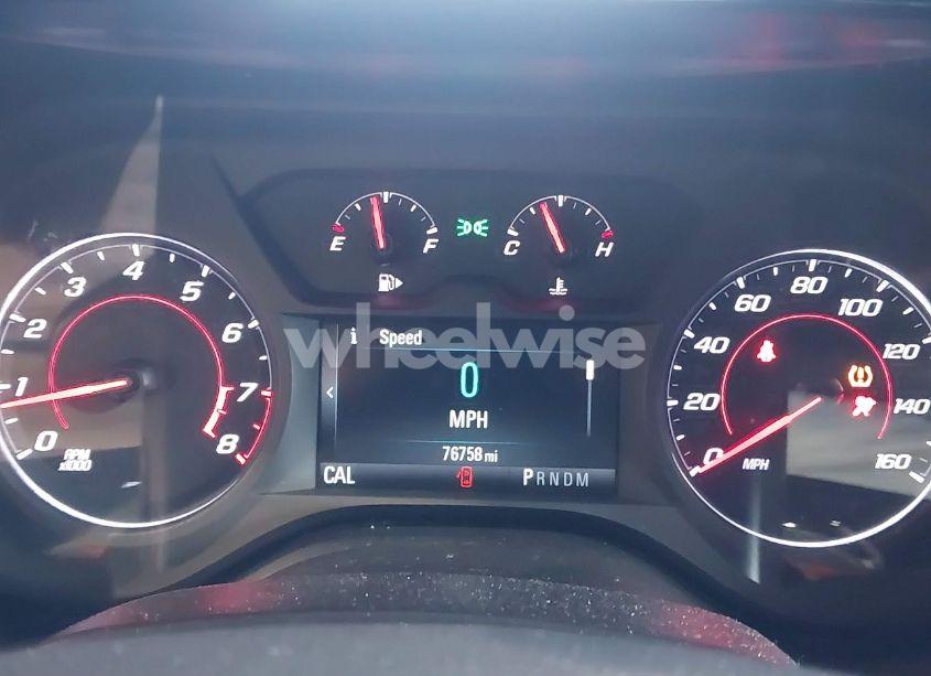 Photo 7 of 2018 Chevrolet Camaro 1LT (VIN 1G1FB1RS6J0136139)