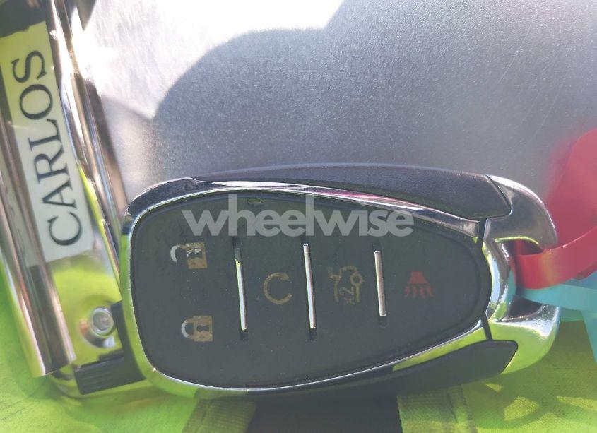 Photo 11 of 2018 Chevrolet Camaro 1LT (VIN 1G1FB1RS6J0139963)