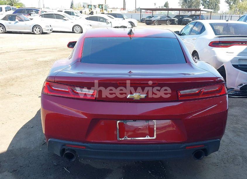 Photo 17 of 2018 Chevrolet Camaro 1LT (VIN 1G1FB1RS6J0139963)
