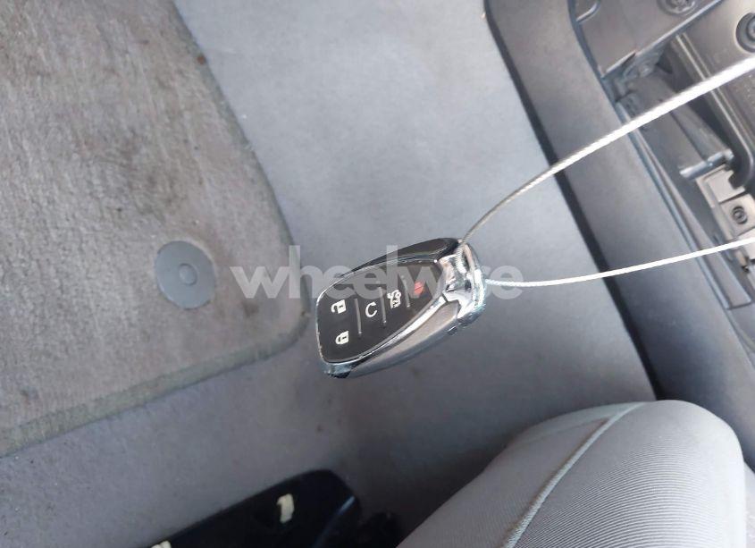 Photo 11 of 2018 Chevrolet Camaro 1LT (VIN 1G1FB1RS6J0172221)