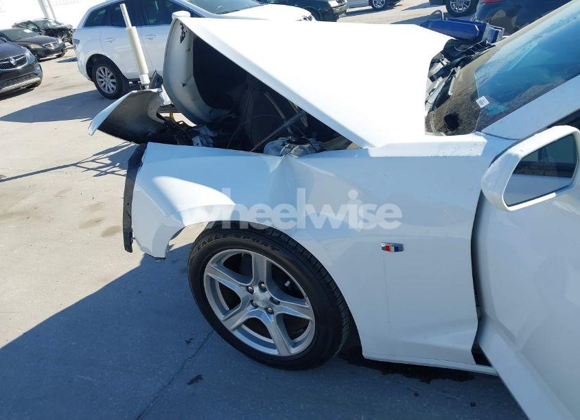 Photo 6 of 2018 Chevrolet Camaro 1LT (VIN 1G1FB1RS6J0172221)