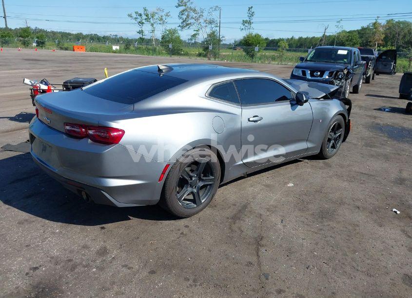 Photo 4 of 2021 Chevrolet Camaro RWD 1LT (VIN 1G1FB1RS6M0136517)