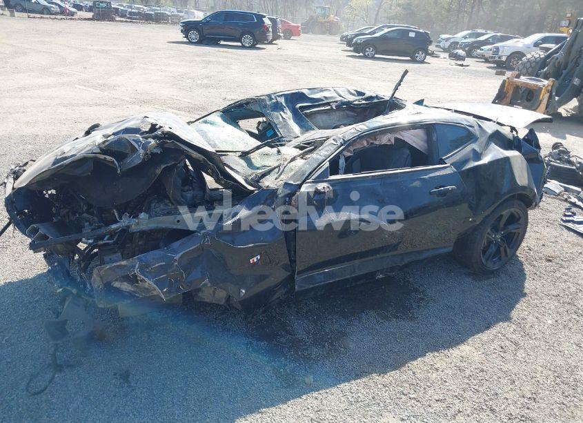 Photo 13 of 2024 Chevrolet Camaro RWD 1LT (VIN 1G1FB1RS6R0105971)