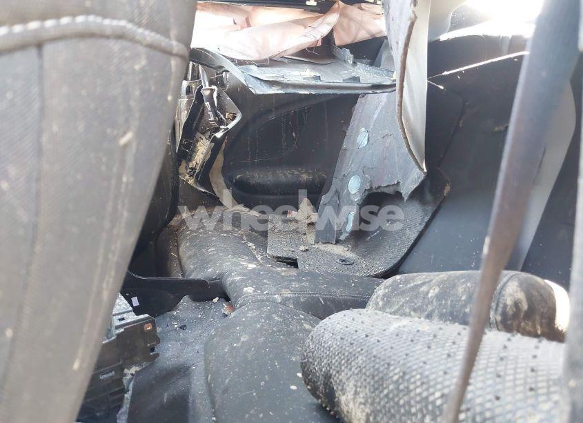 Photo 8 of 2024 Chevrolet Camaro RWD 1LT (VIN 1G1FB1RS6R0105971)