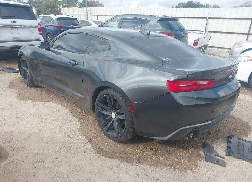 Photo 3 of 2016 Chevrolet Camaro 1LT (VIN 1G1FB1RS7G0146641)