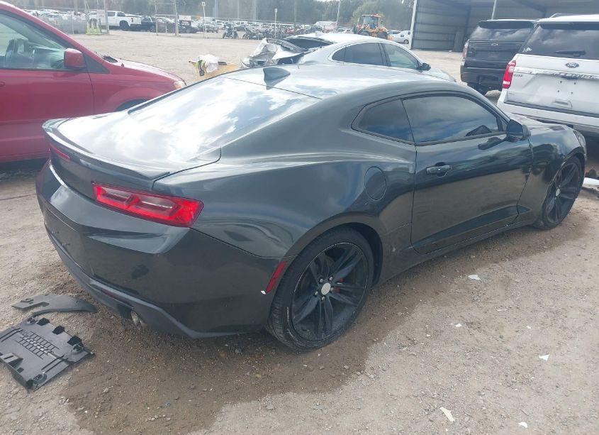 Photo 4 of 2016 Chevrolet Camaro 1LT (VIN 1G1FB1RS7G0146641)