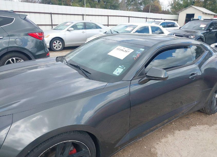 Photo 6 of 2016 Chevrolet Camaro 1LT (VIN 1G1FB1RS7G0146641)