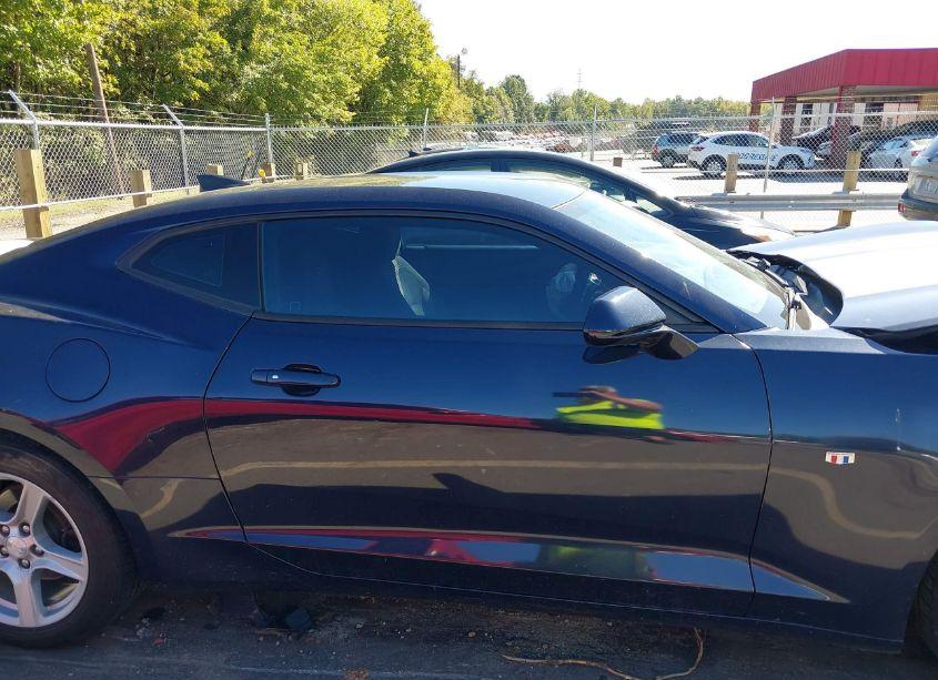 Photo 13 of 2016 Chevrolet Camaro 1LT (VIN 1G1FB1RS7G0158076)