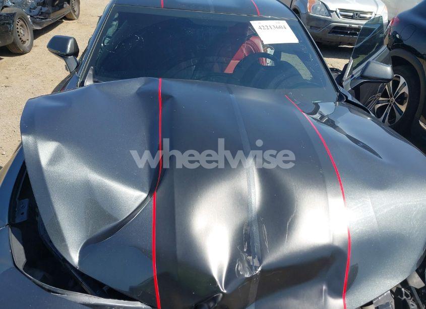 Photo 10 of 2016 Chevrolet Camaro 1LT (VIN 1G1FB1RS7G0190994)