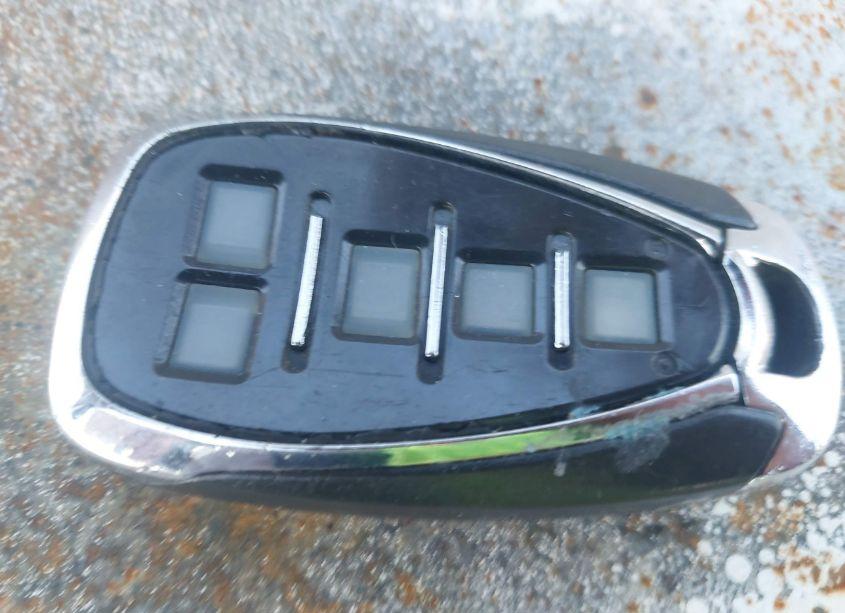 Photo 11 of 2017 Chevrolet Camaro 1LT (VIN 1G1FB1RS7H0180595)