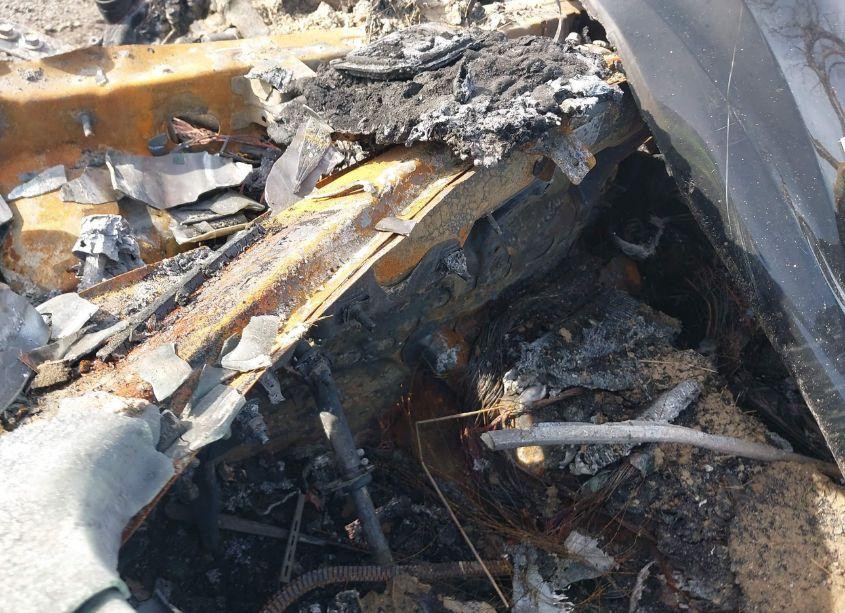 Photo 7 of 2017 Chevrolet Camaro 1LT (VIN 1G1FB1RS7H0180595)