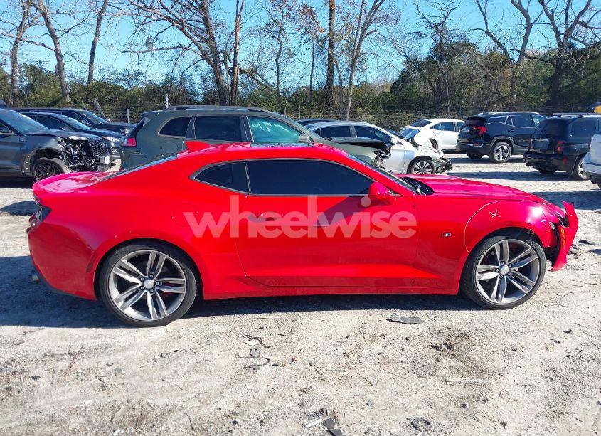 Photo 14 of 2018 Chevrolet Camaro 1LT (VIN 1G1FB1RS7J0138241)