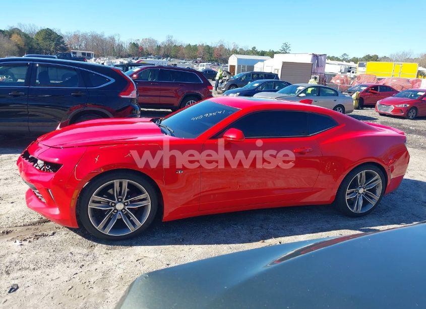 Photo 15 of 2018 Chevrolet Camaro 1LT (VIN 1G1FB1RS7J0138241)