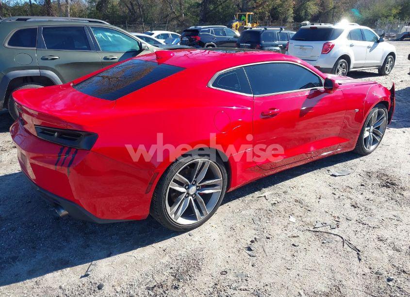 Photo 4 of 2018 Chevrolet Camaro 1LT (VIN 1G1FB1RS7J0138241)