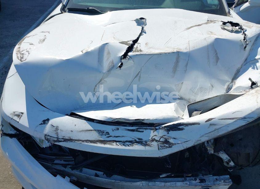 Photo 10 of 2018 Chevrolet Camaro 1LT (VIN 1G1FB1RS7J0166492)