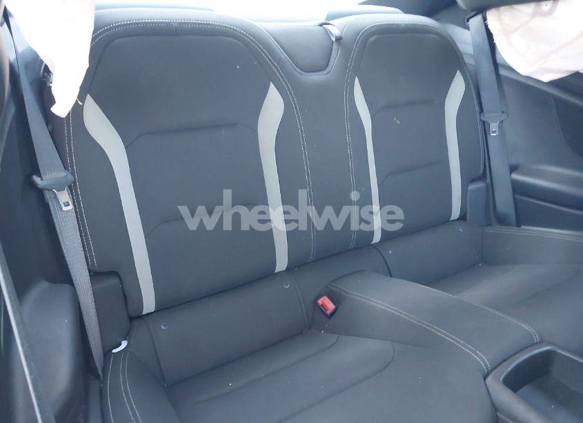 Photo 8 of 2018 Chevrolet Camaro 1LT (VIN 1G1FB1RS7J0166492)