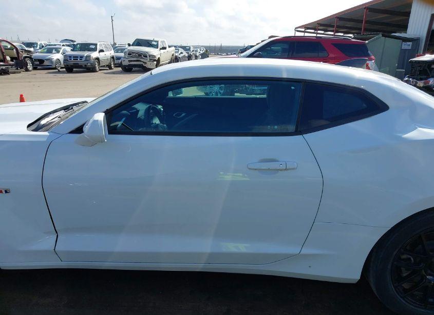 Photo 15 of 2019 Chevrolet Camaro 1LT (VIN 1G1FB1RS7K0104754)