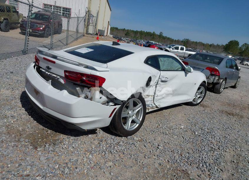 Photo 4 of 2019 Chevrolet Camaro 1LT (VIN 1G1FB1RS7K0108884)