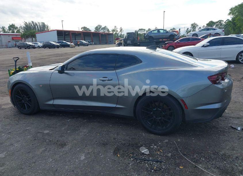 Photo 14 of 2019 Chevrolet Camaro 1LT (VIN 1G1FB1RS7K0113678)