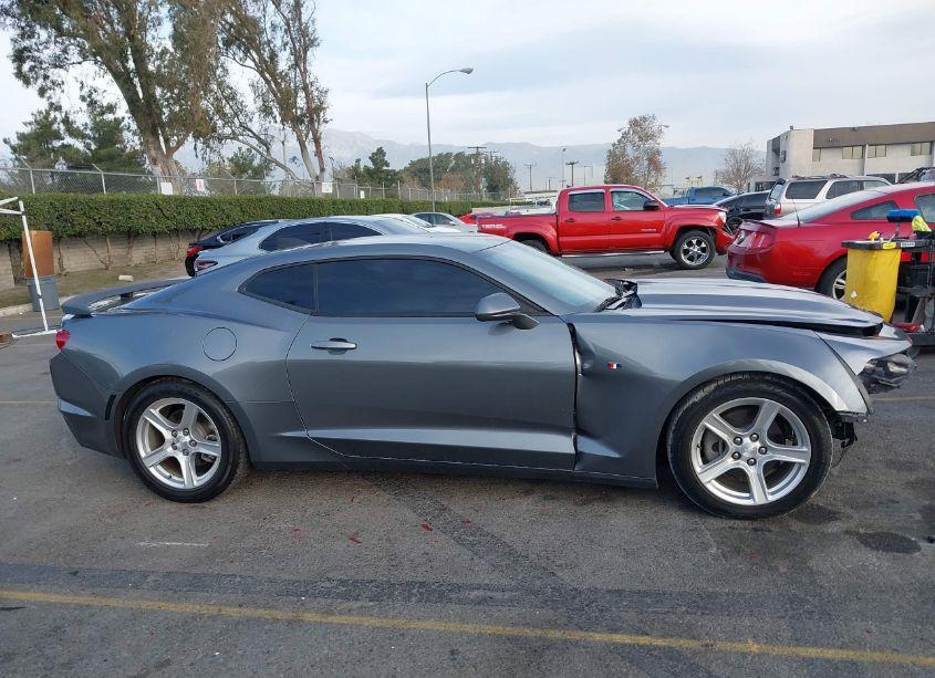 Photo 13 of 2021 Chevrolet Camaro RWD 1LT (VIN 1G1FB1RS7M0104059)