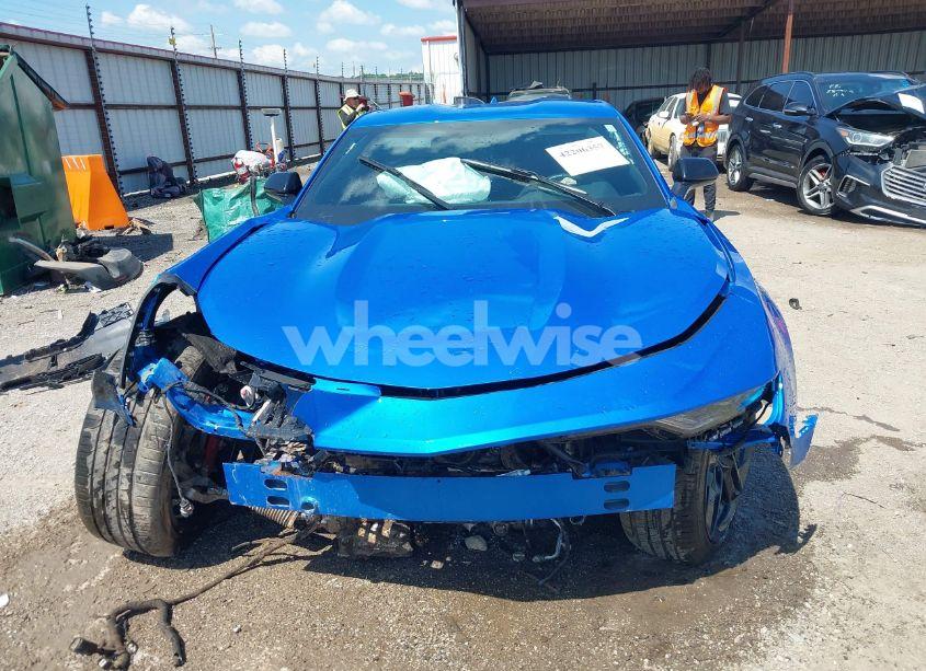 Photo 13 of 2024 Chevrolet Camaro RWD 1LT (VIN 1G1FB1RS7R0122889)