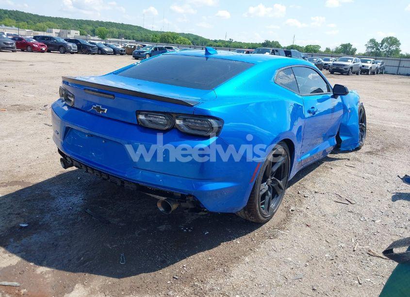 Photo 4 of 2024 Chevrolet Camaro RWD 1LT (VIN 1G1FB1RS7R0122889)