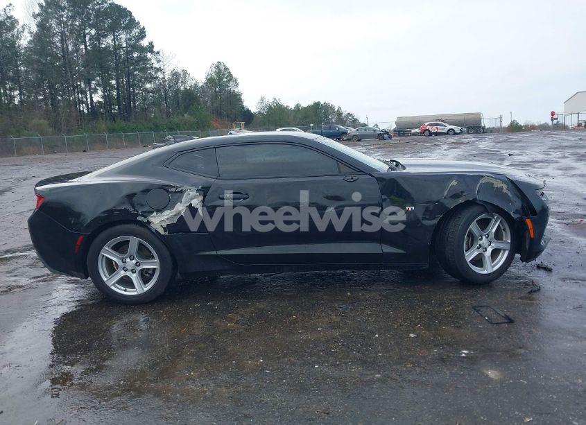 Photo 13 of 2016 Chevrolet Camaro 1LT (VIN 1G1FB1RS8G0129265)