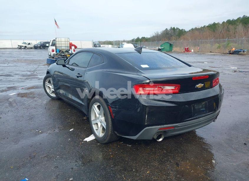 Photo 3 of 2016 Chevrolet Camaro 1LT (VIN 1G1FB1RS8G0129265)