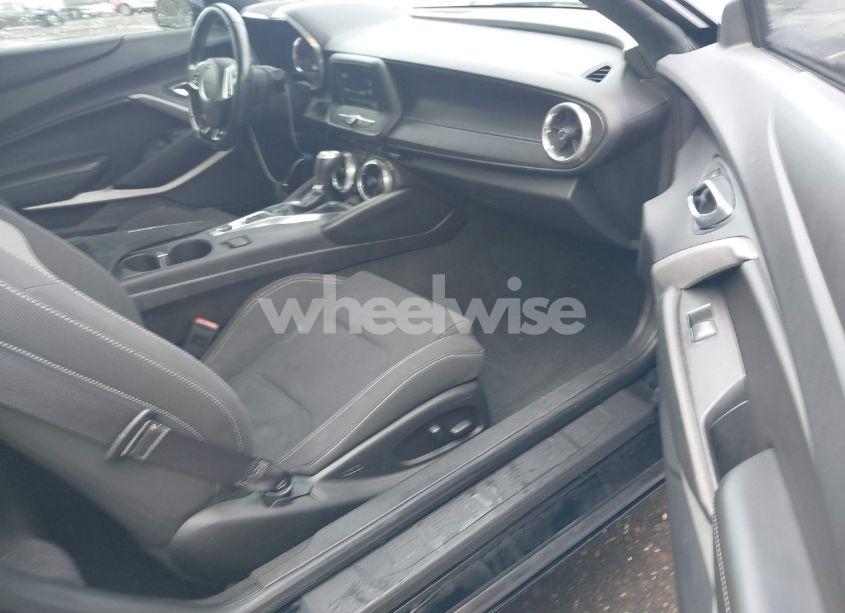 Photo 5 of 2016 Chevrolet Camaro 1LT (VIN 1G1FB1RS8G0129265)