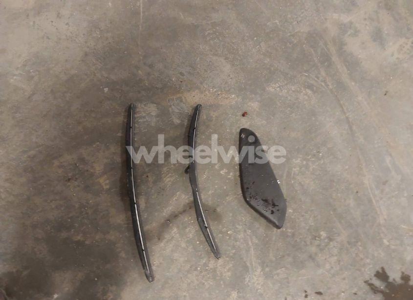 Photo 12 of 2017 Chevrolet Camaro 1LT (VIN 1G1FB1RS8H0187488)